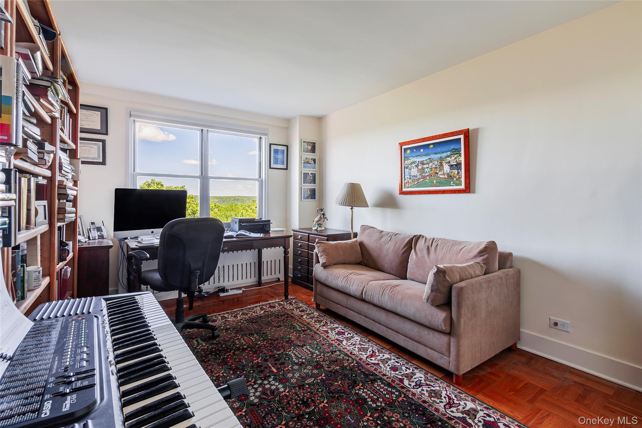 3935 Blackstone Avenue, Unit 8B photo 8