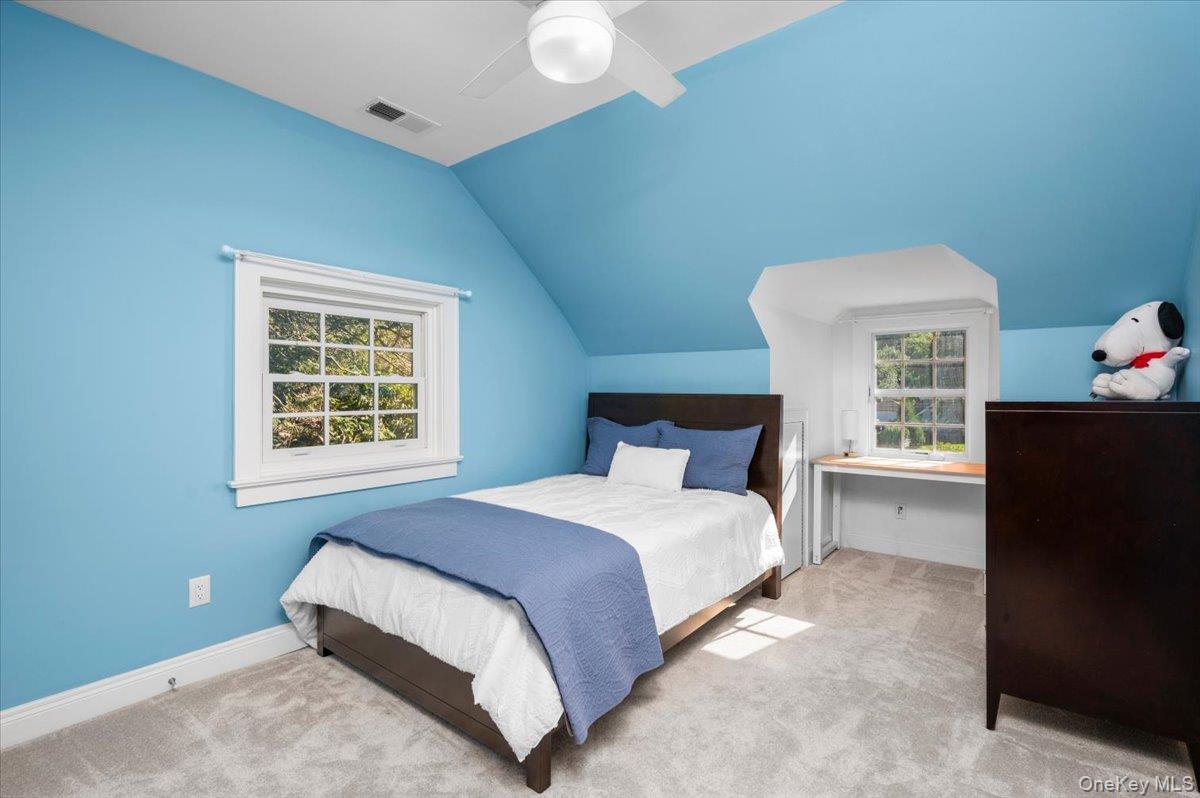 10 E Brookside Drive – For Sale photo 27