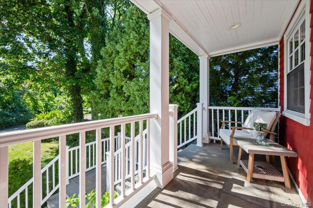 10 E Brookside Drive – For Sale photo 4