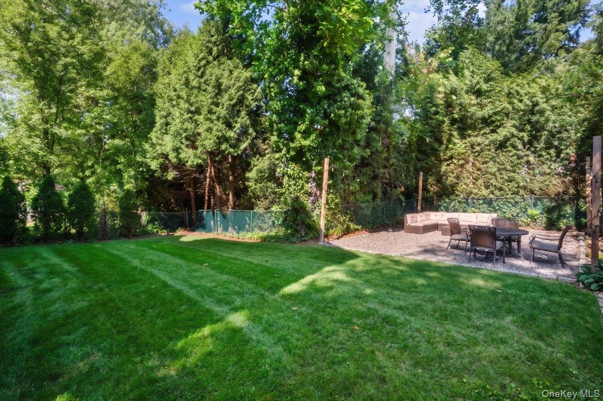 10 E Brookside Drive – For Sale photo 31