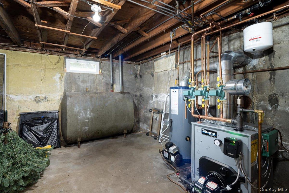 10 Seneca Drive – For Sale photo 18