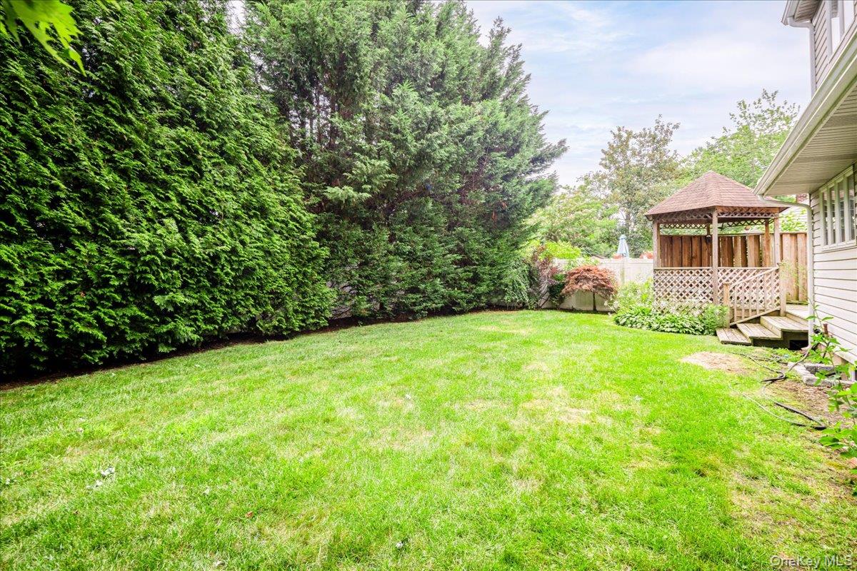 10 Seneca Drive – For Sale photo 26