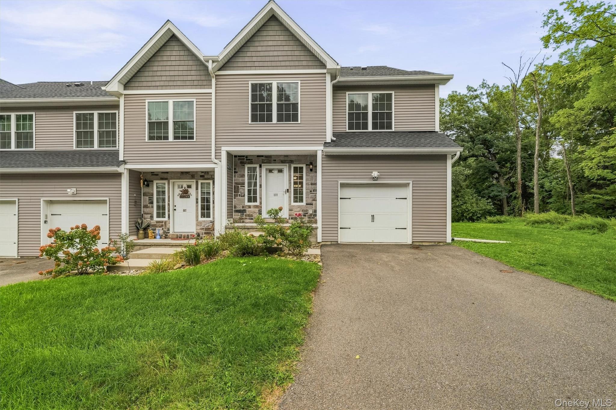 809 Fairway Court – For Sale