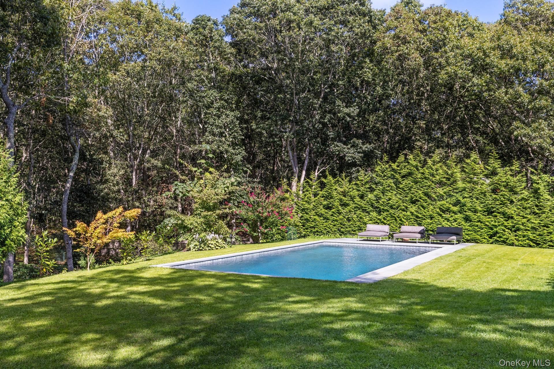 813 Edge Of Woods Road – For Rent