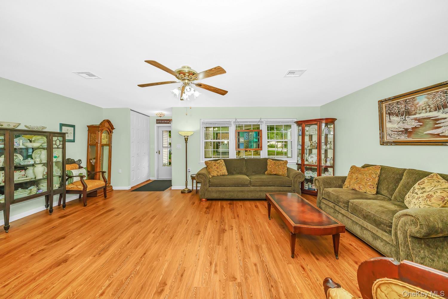 330 Brownfield Drive – For Sale photo 5