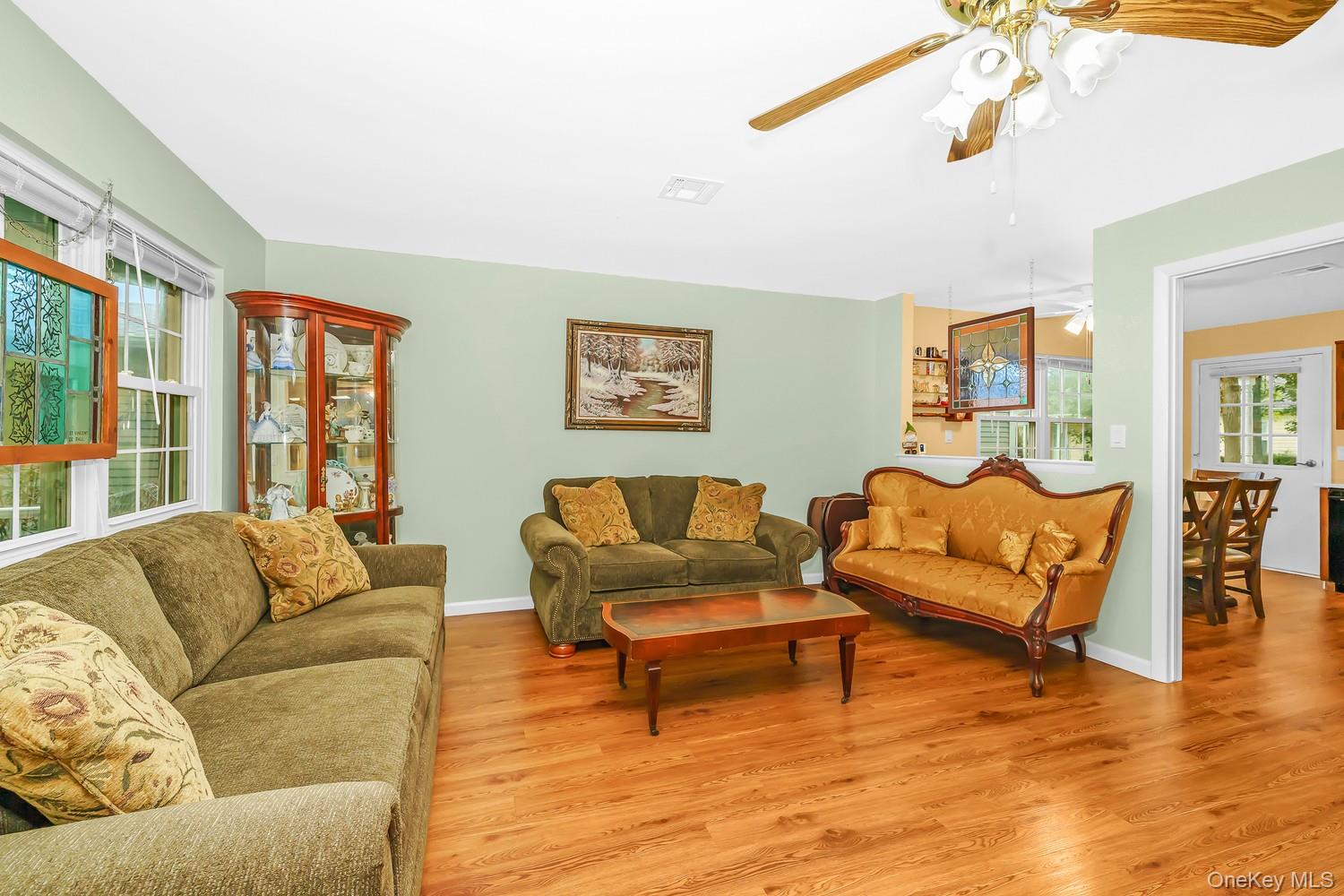330 Brownfield Drive – For Sale photo 4
