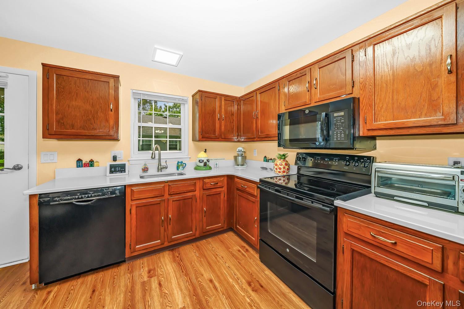 330 Brownfield Drive – For Sale photo 11