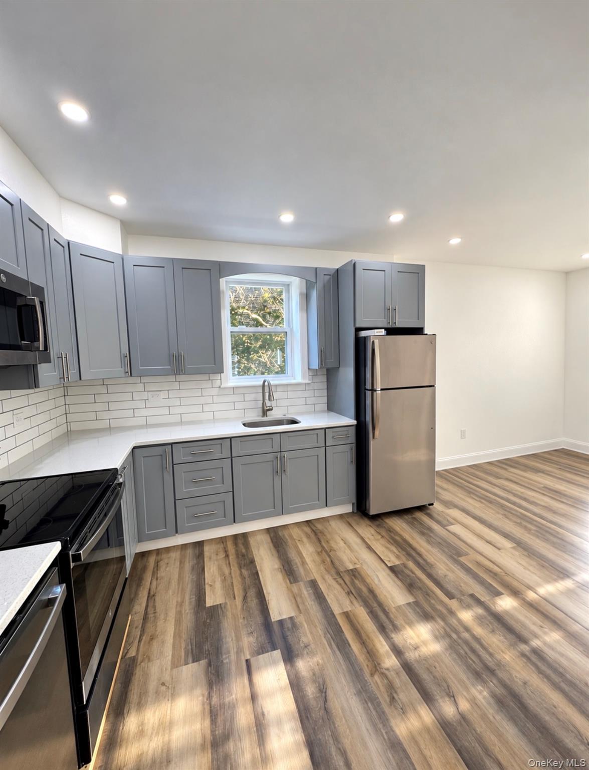575 Barbey Street, Unit 1 photo 5