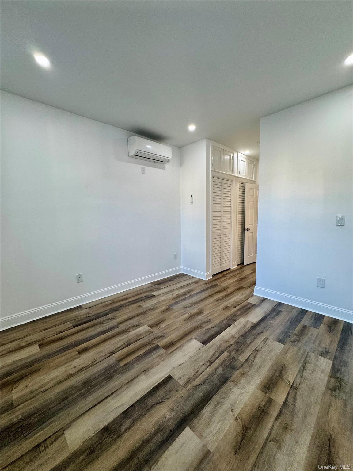 575 Barbey Street, Unit 1 photo 10