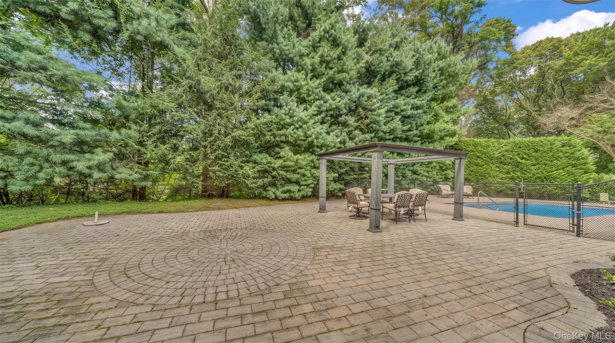 20 Old Route 25A – For Sale photo 9
