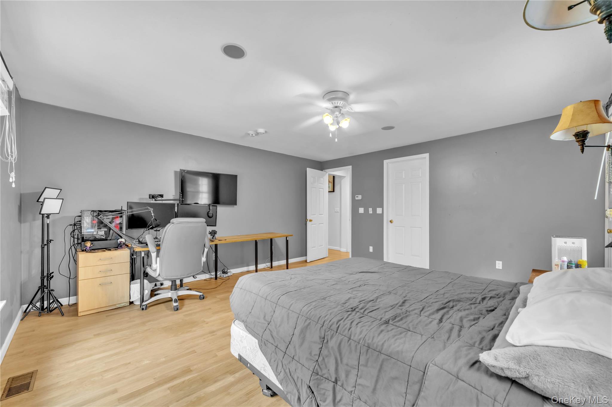 20 Old Route 25A – For Sale photo 37