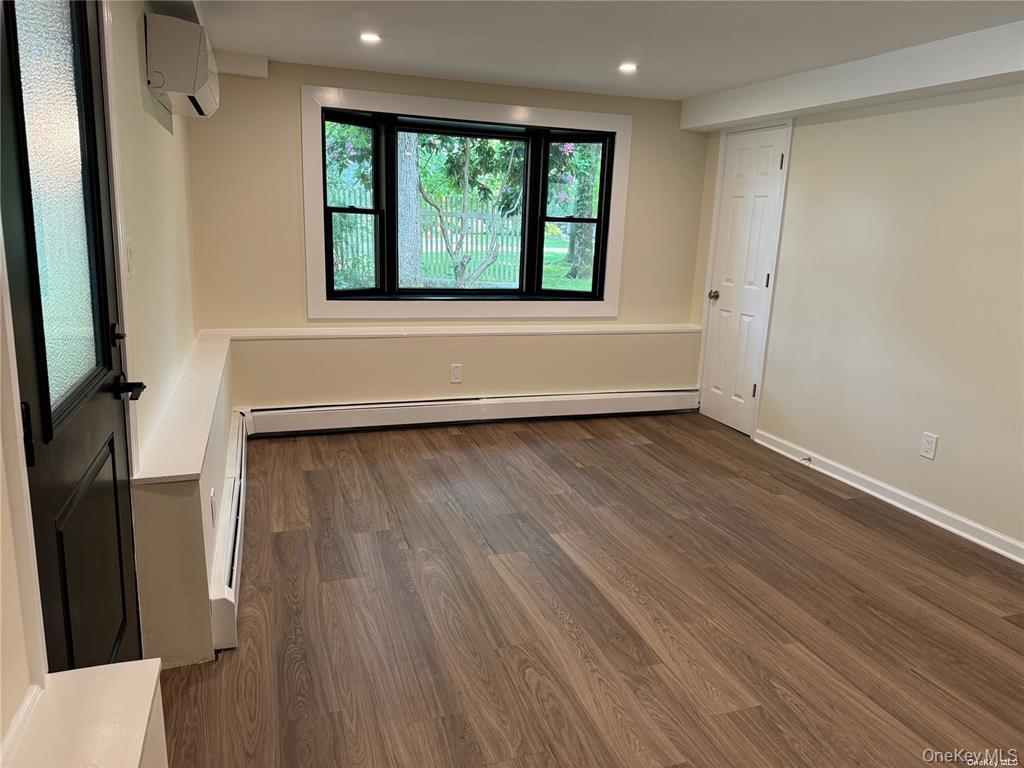 4 Nicholas Court – For Rent photo 9