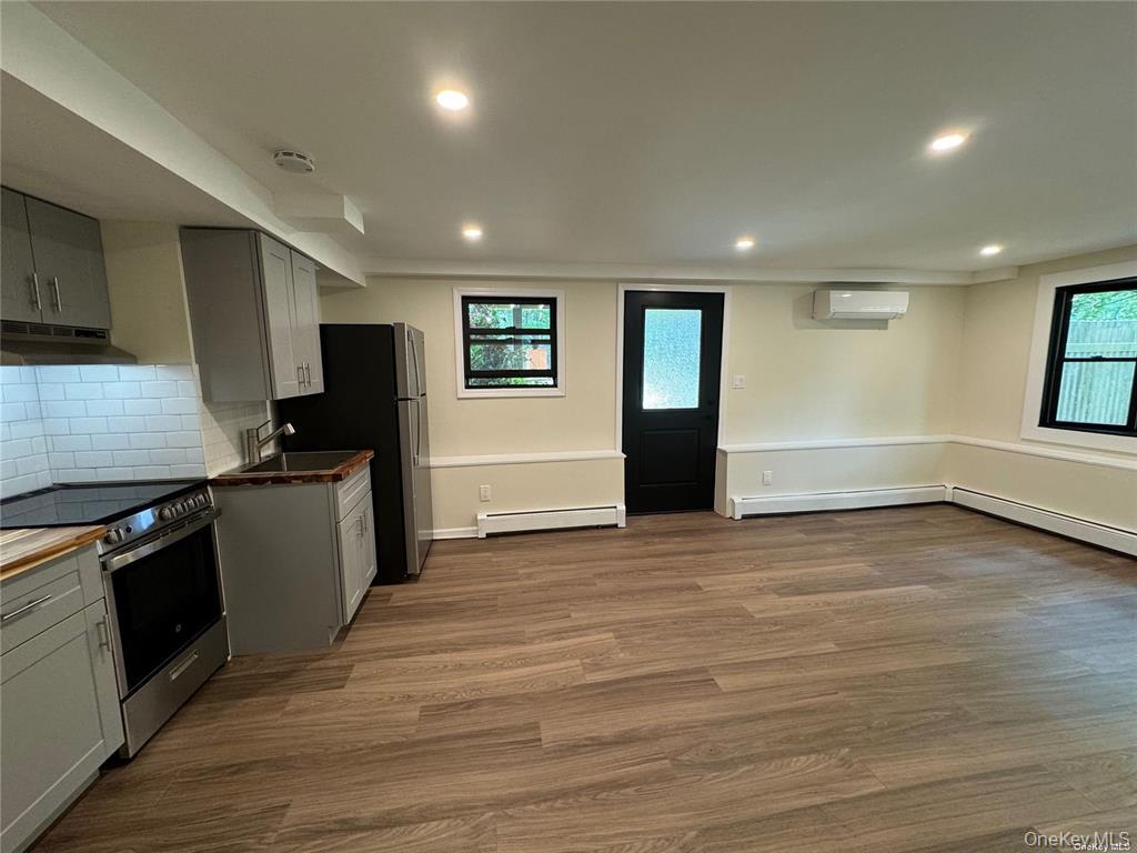 4 Nicholas Court – For Rent photo 5