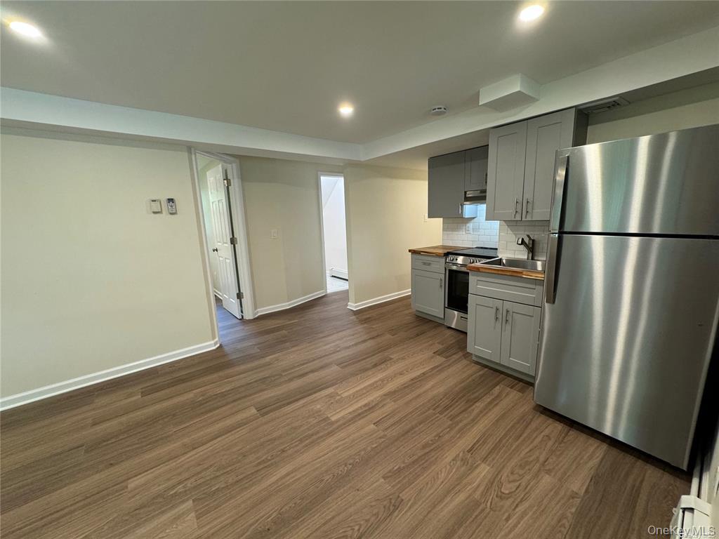 4 Nicholas Court – For Rent photo 8