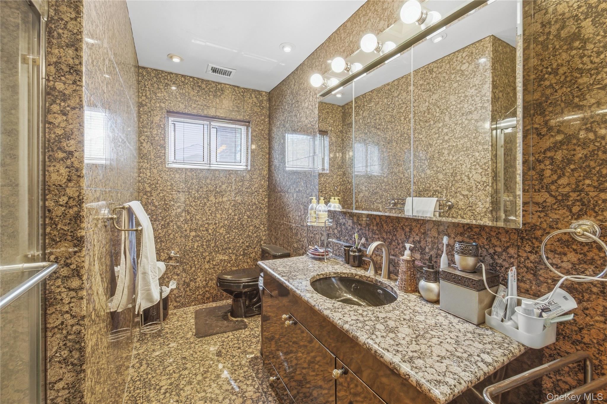 27 Driftwood Drive – For Sale photo 25