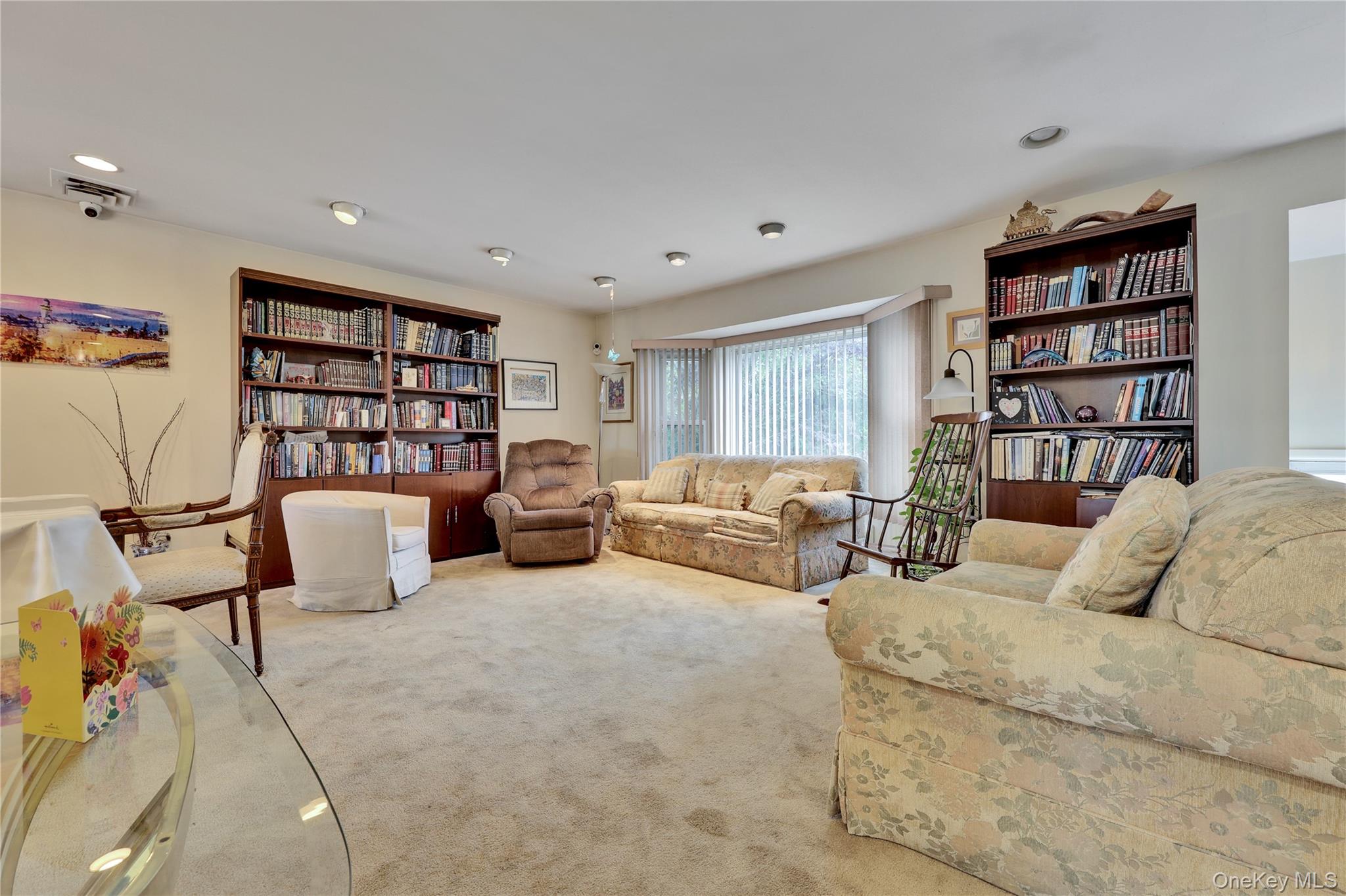 22 Woodmere Boulevard – For Sale photo 4