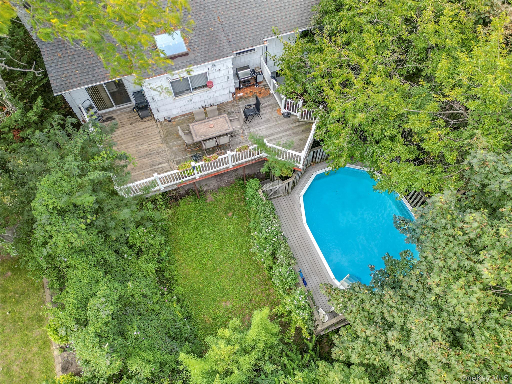 22 Woodmere Boulevard – For Sale photo 29