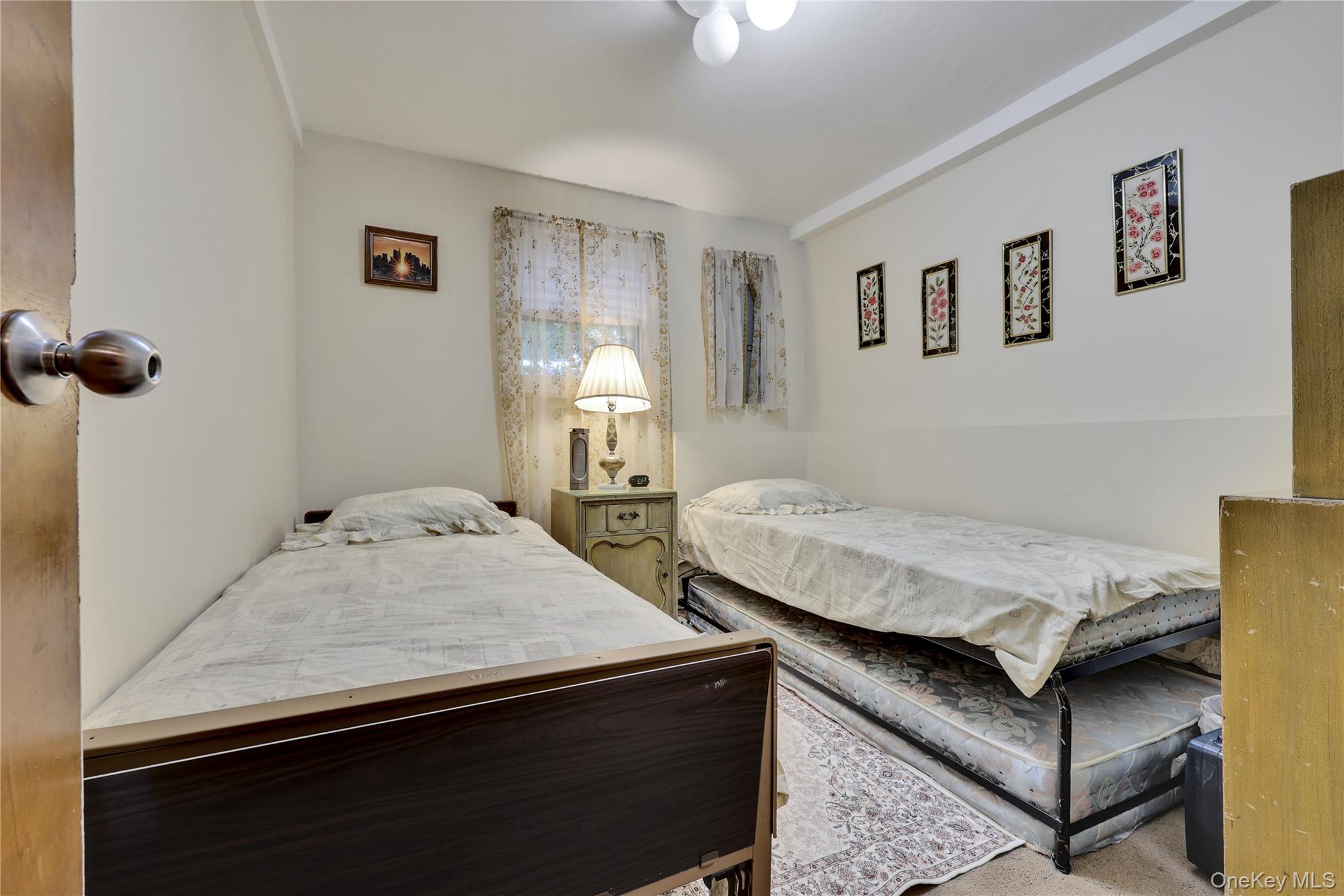 22 Woodmere Boulevard – For Sale photo 19