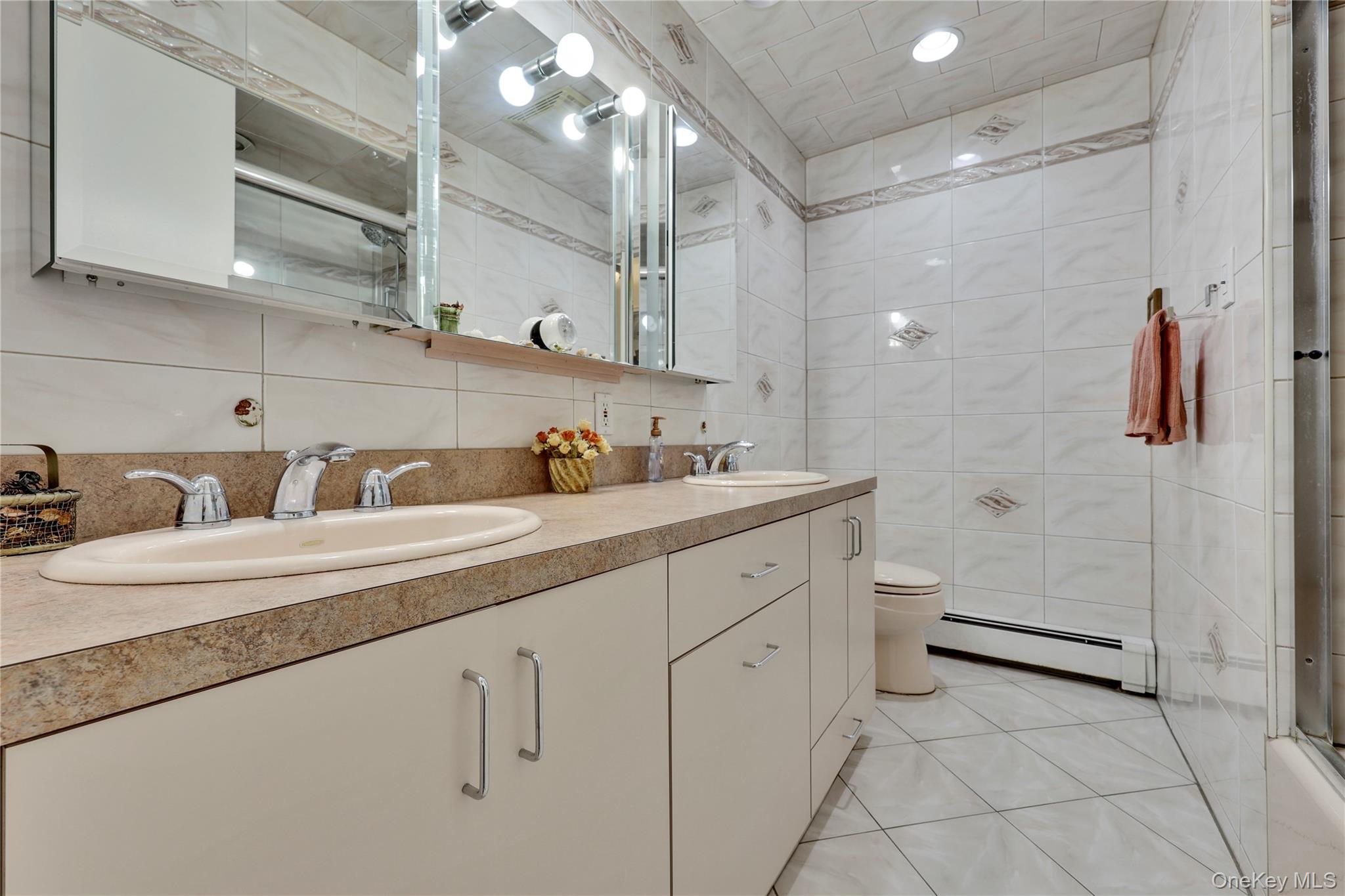 22 Woodmere Boulevard – For Sale photo 17