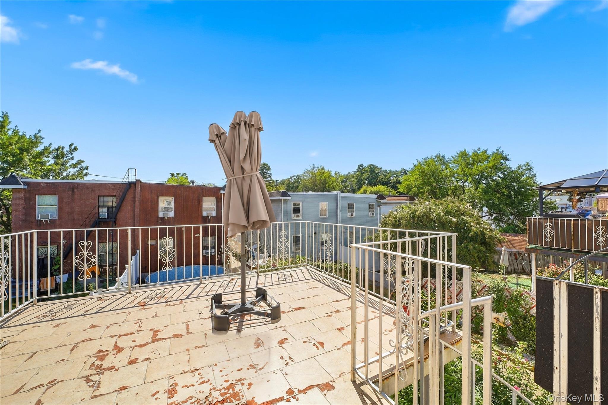2064 Cicero Avenue – For Sale photo 42