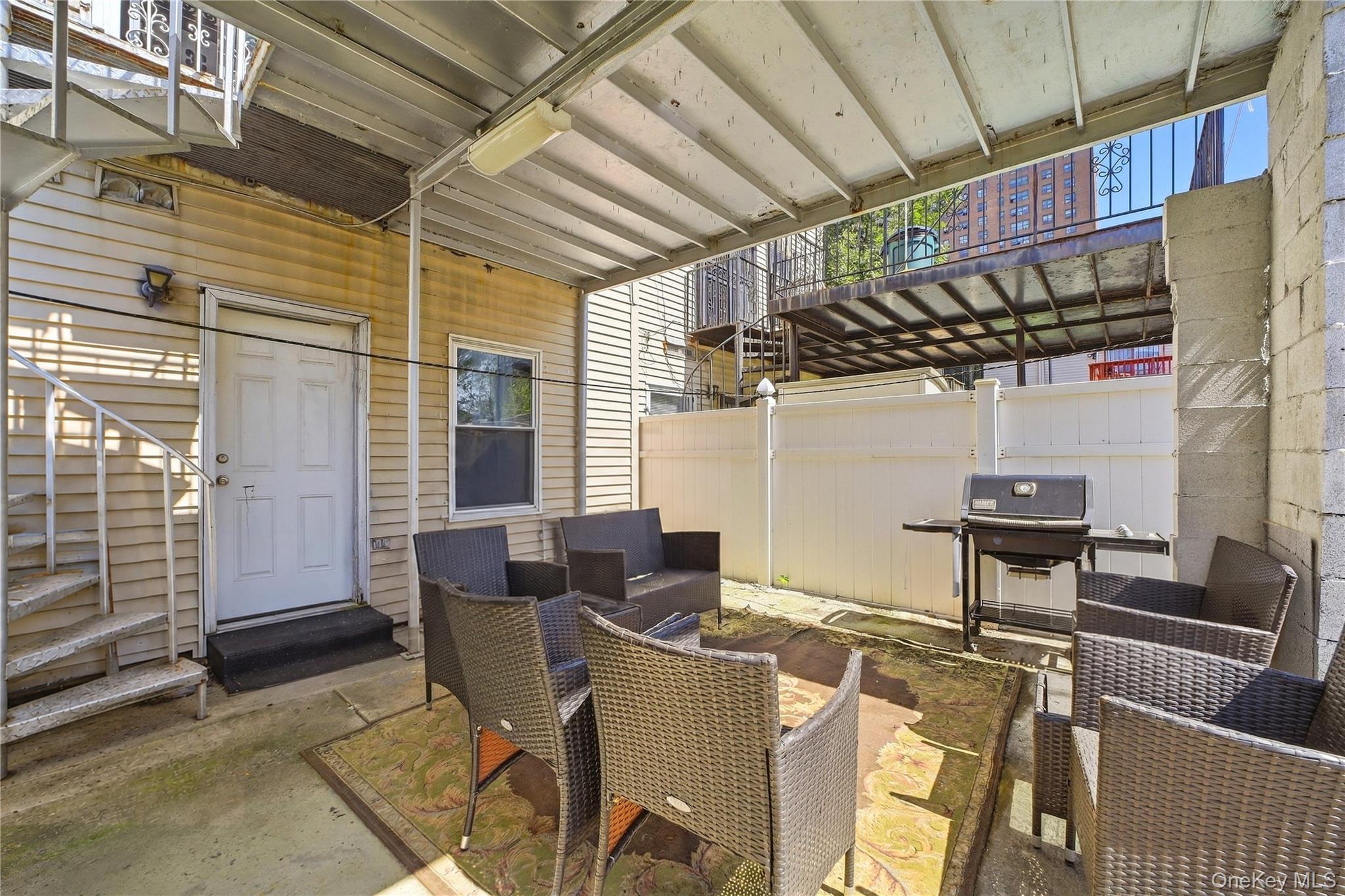 2064 Cicero Avenue – For Sale photo 44