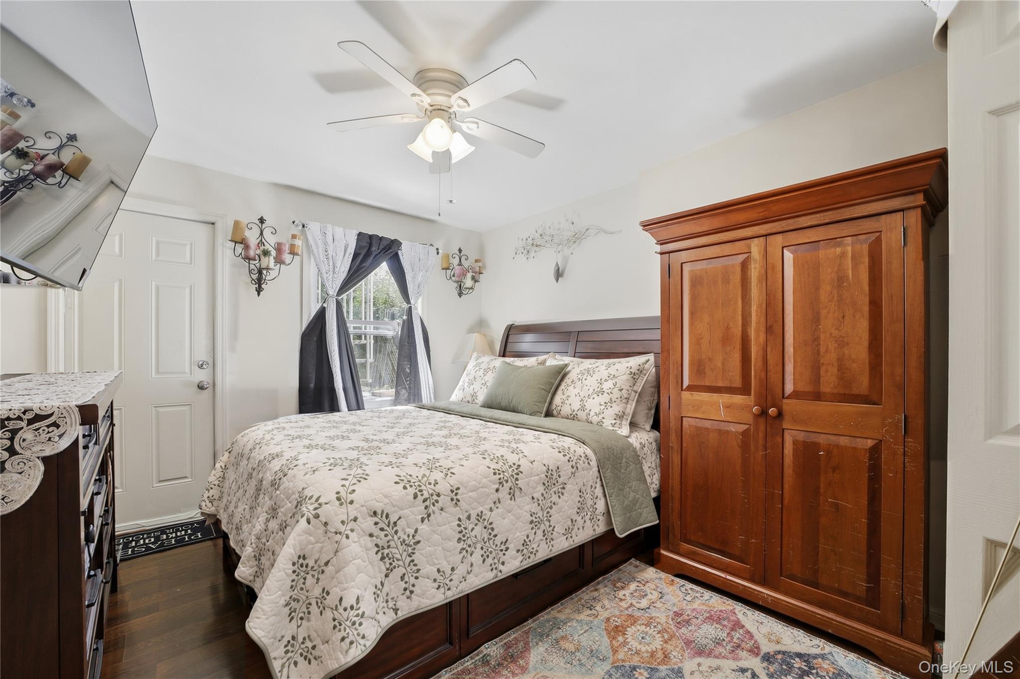 2064 Cicero Avenue – For Sale photo 34