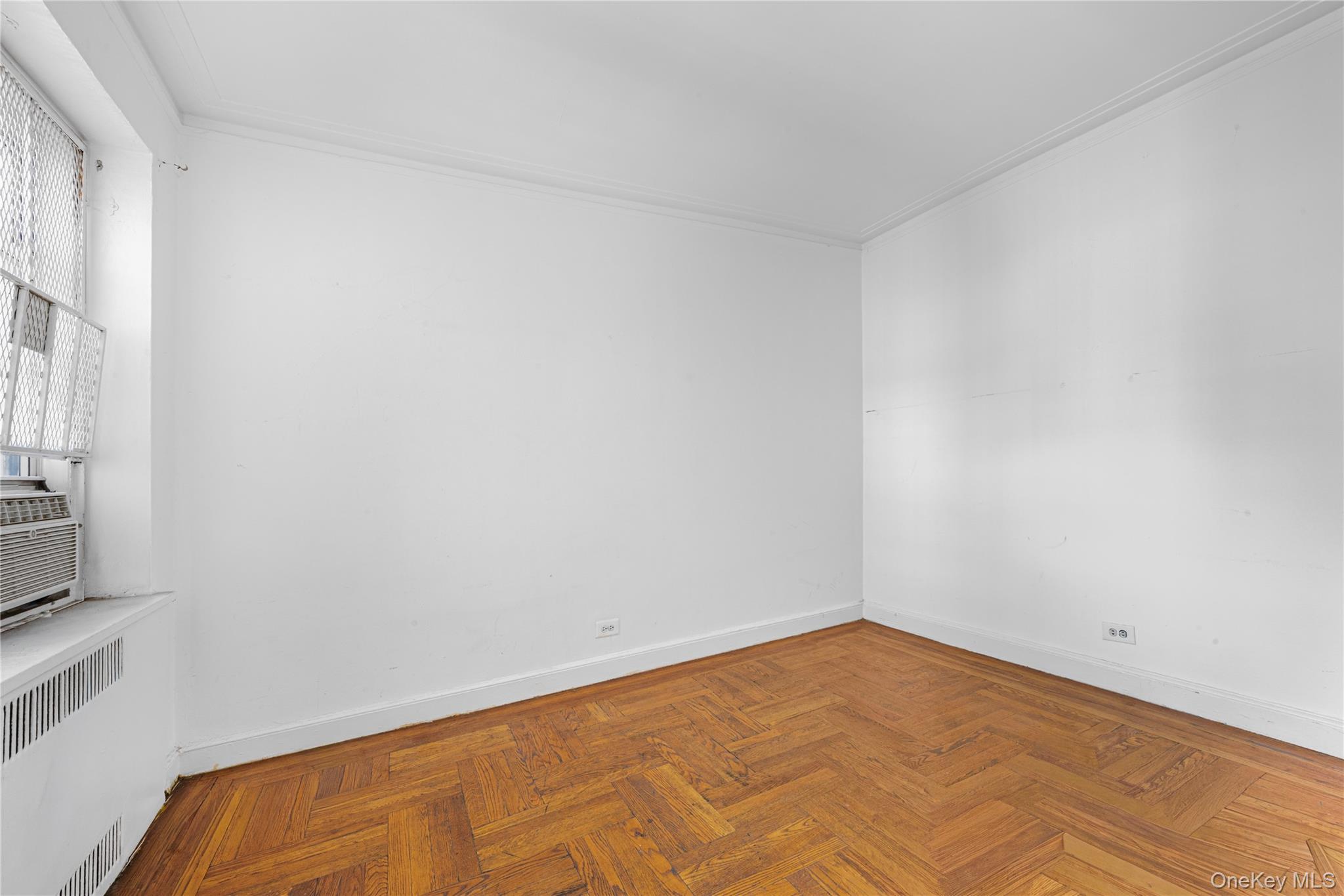2191 Bolton Street, Unit 5E photo 5