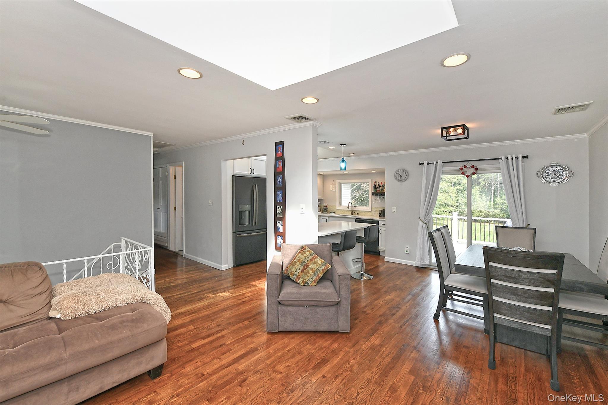 37 Euclid Avenue – For Sale photo 12