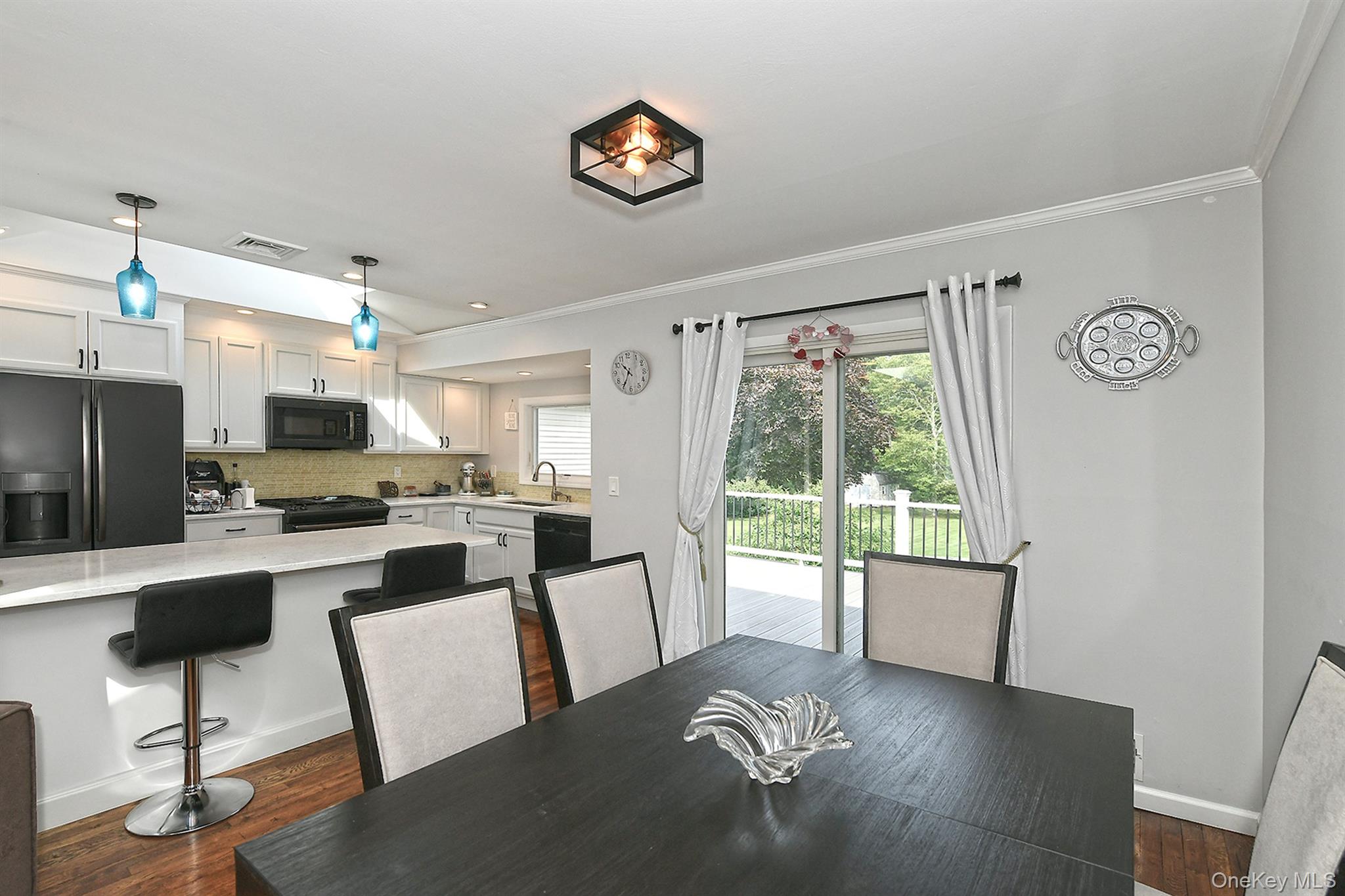 37 Euclid Avenue – For Sale photo 14