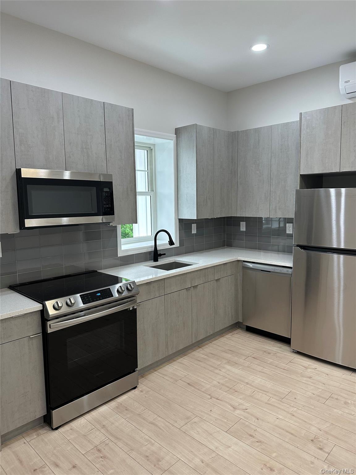 54-58 Smith Street, Unit 54 photo 4