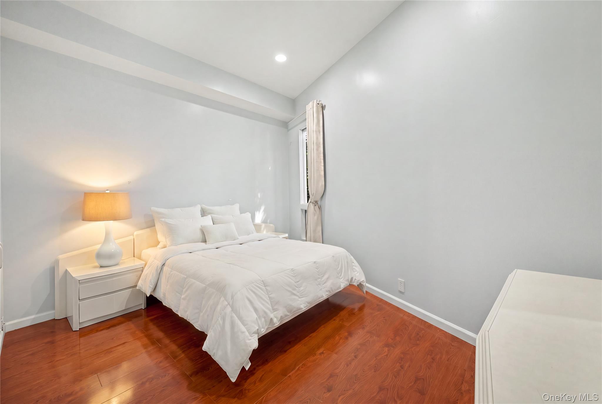 11 Surrey Lane – For Sale photo 18