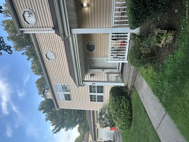 4 Hancock Commons – For Sale photo 2