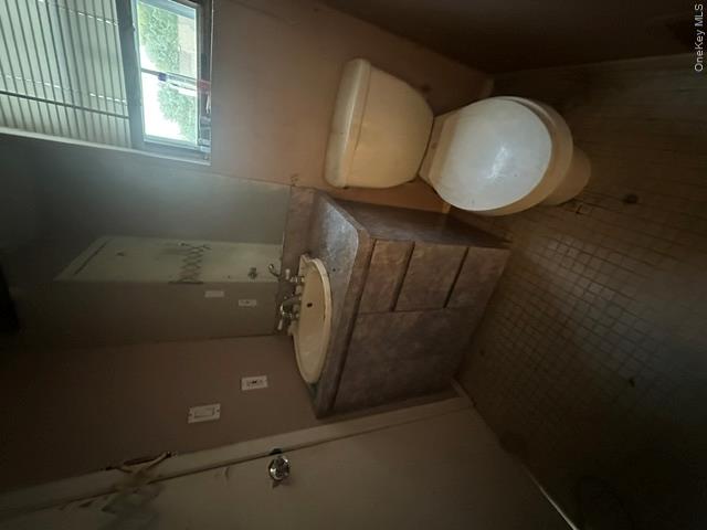 4 Hancock Commons – For Sale photo 13