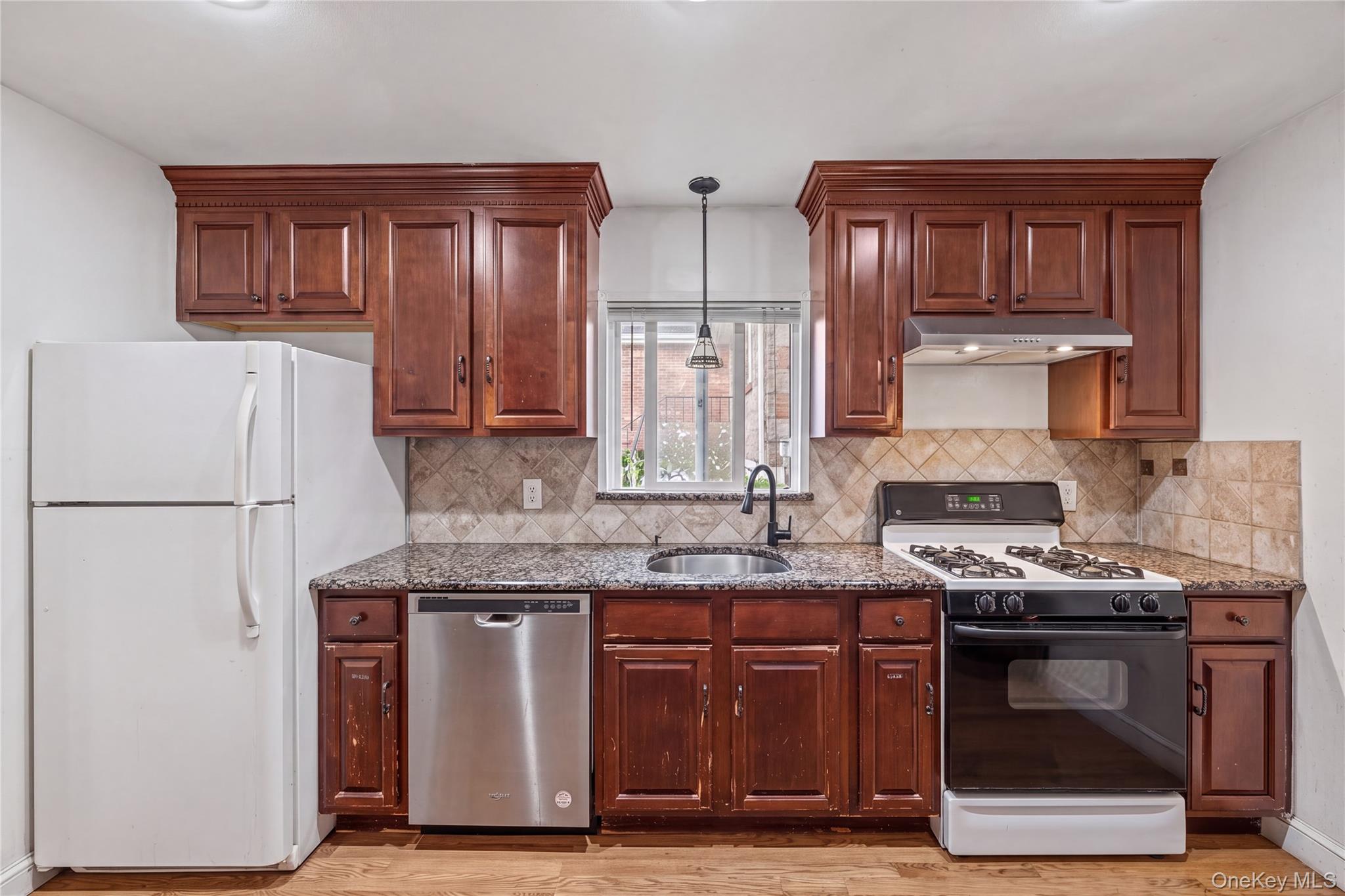134 Hart Avenue – For Sale photo 13