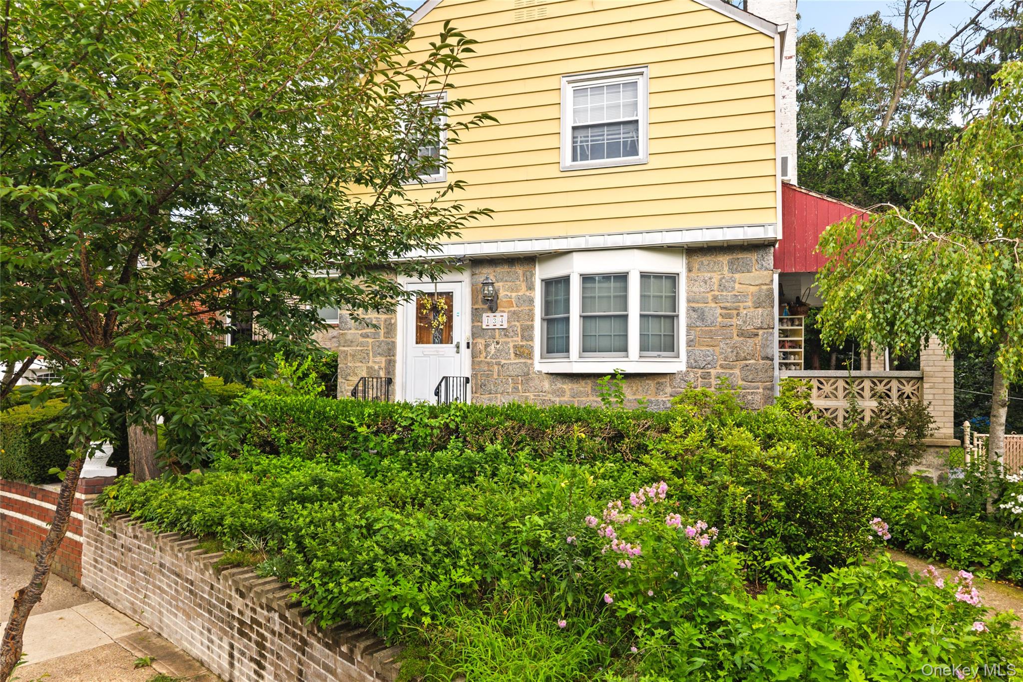 134 Hart Avenue – For Sale photo 6