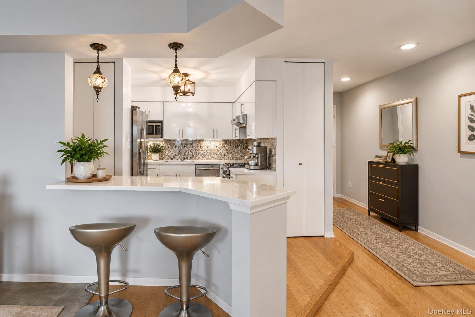 21 Lake Street, Unit 6E photo 4