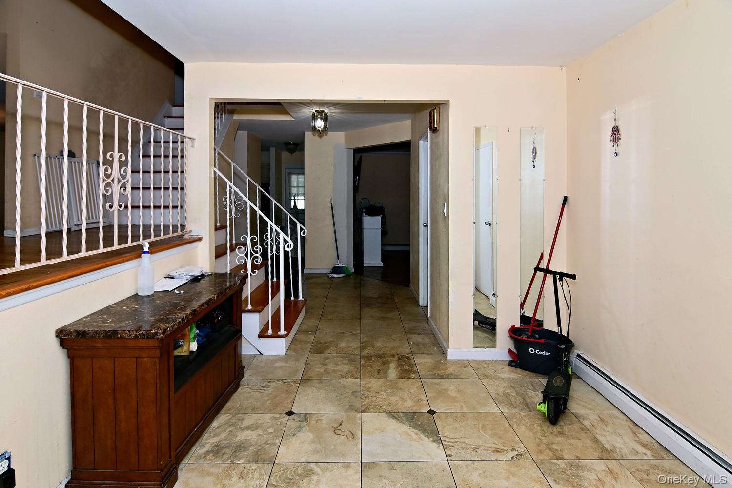 36 E Willow Street – For Sale photo 2