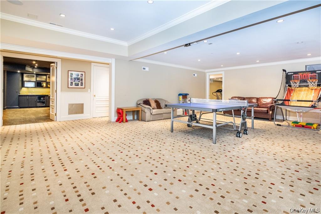 270 Trenor Drive – For Sale photo 26