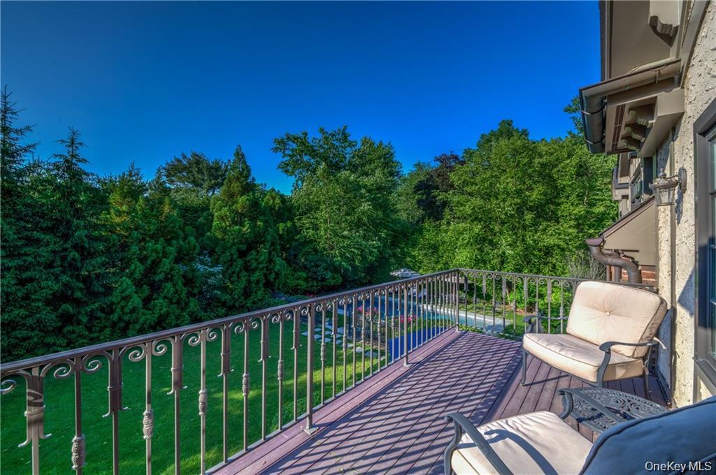 270 Trenor Drive – For Sale photo 18