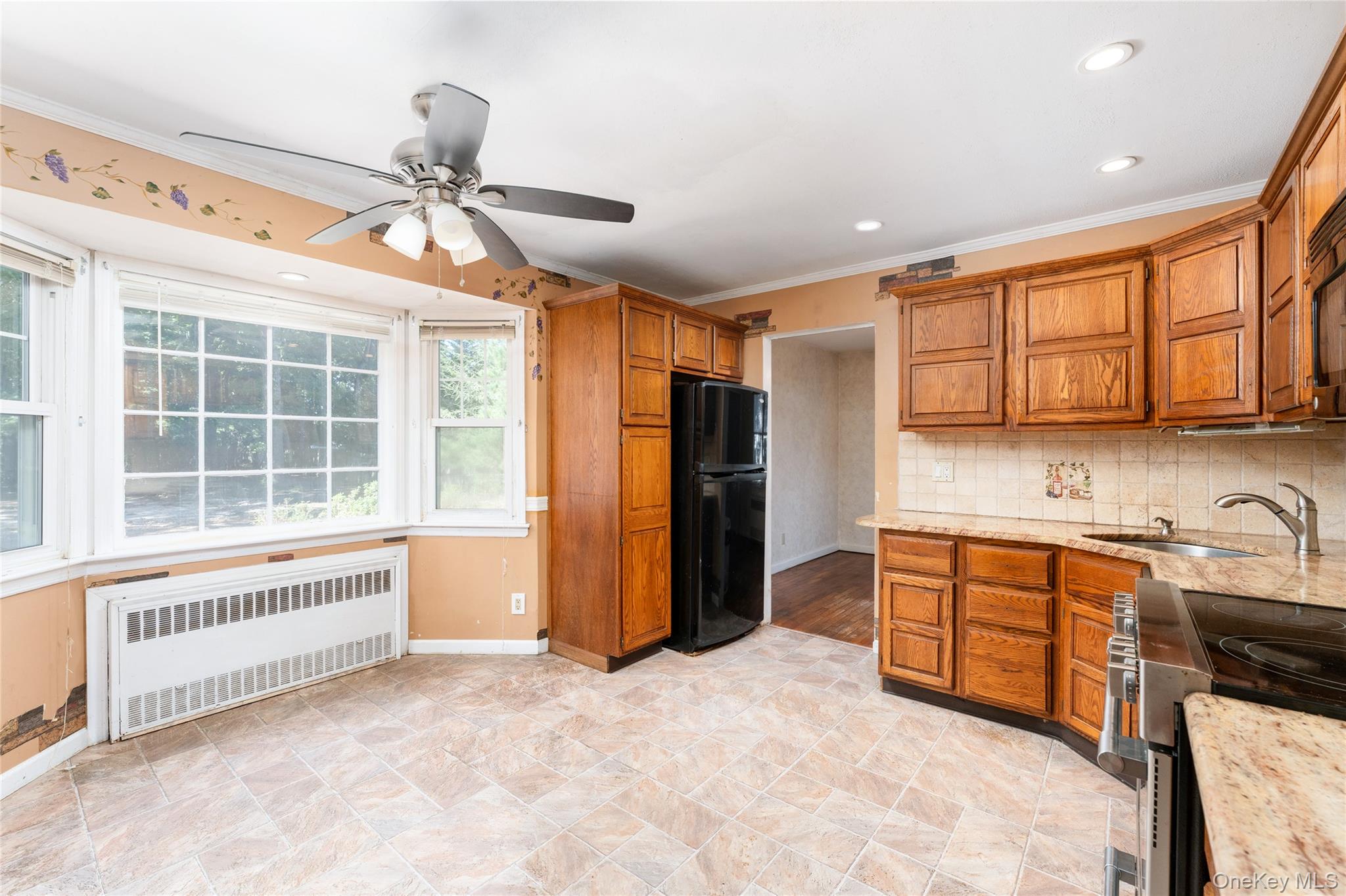 16 Heritage Place S – For Sale photo 8