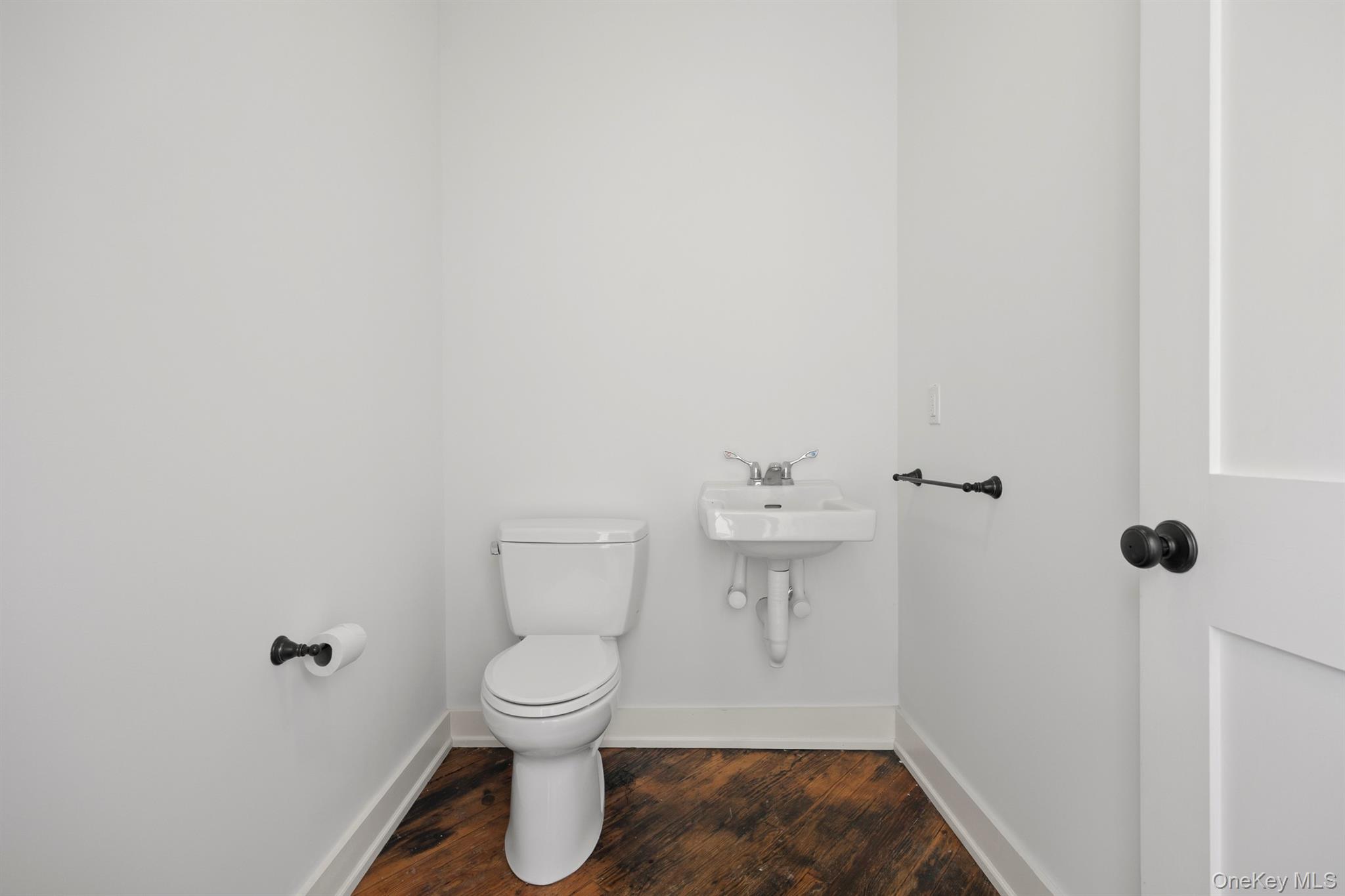 2984 Church Street – For Rent photo 9