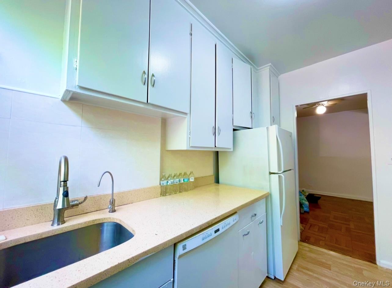 98-50 63rd Drive, Unit 1G photo 2