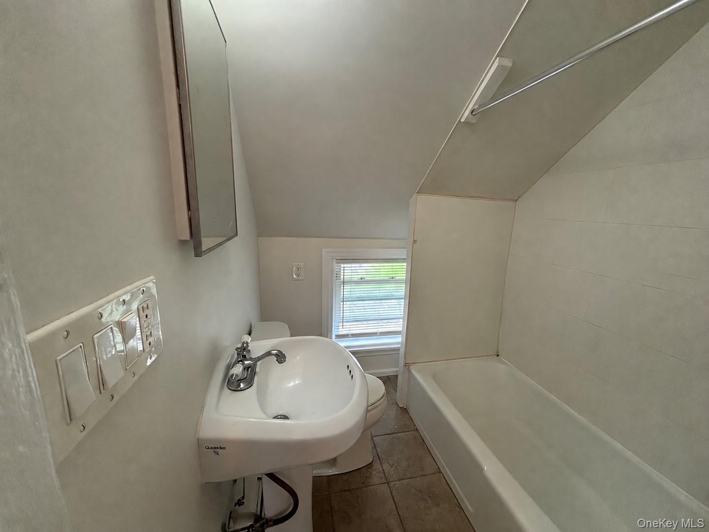 245 W. Glenville Road – For Rent photo 12