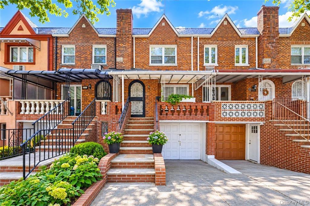 2454 E 18th Street – For Sale