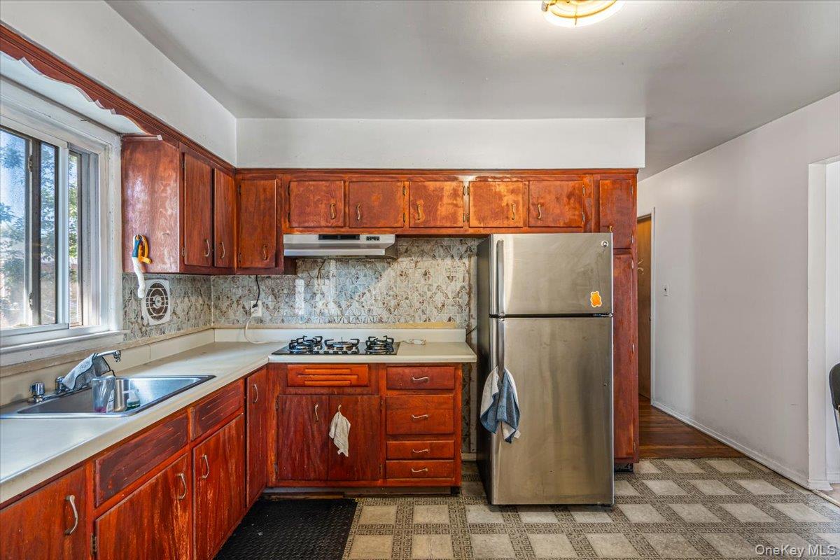 221-51 Braddock Avenue – For Sale photo 30