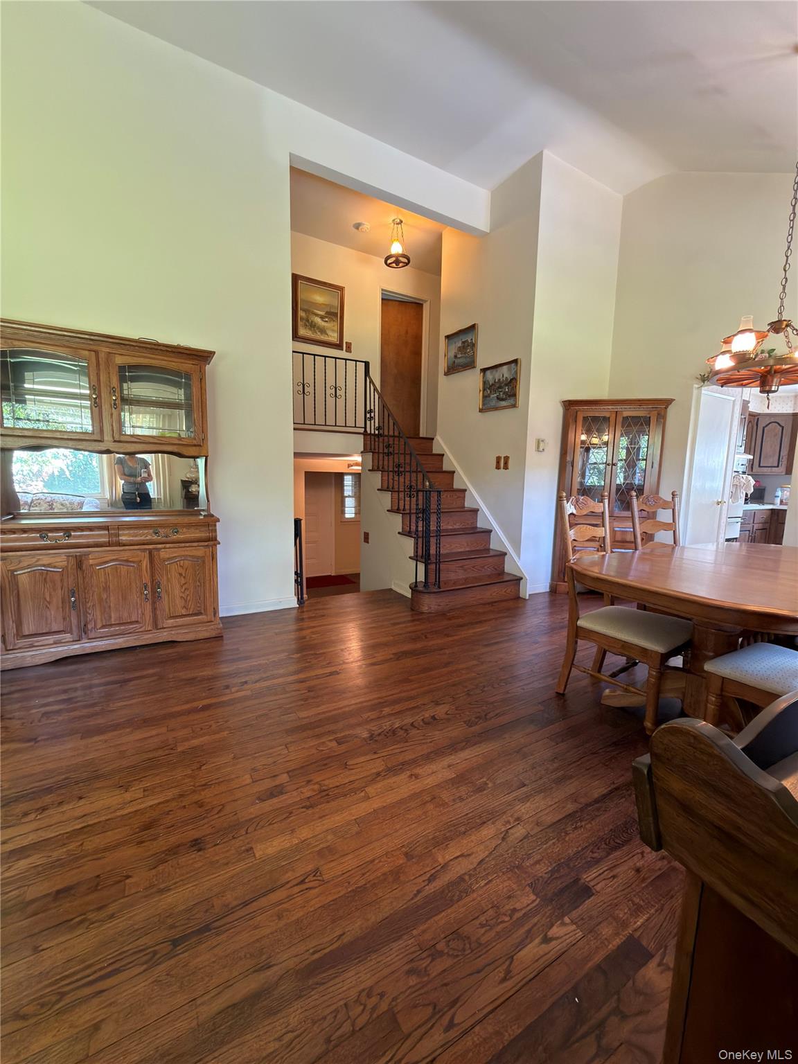411 Cornwell Avenue – For Sale photo 7