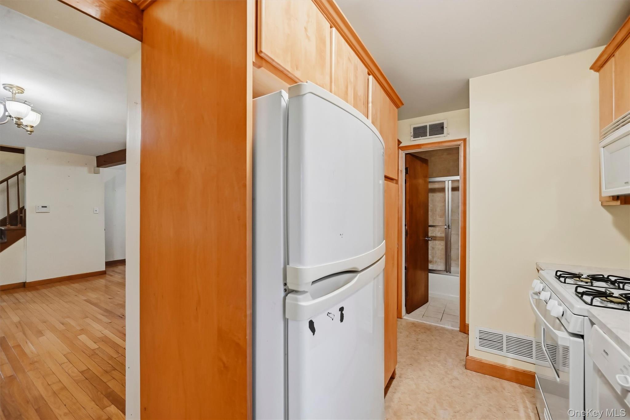 16 Cottage Avenue – For Sale photo 16