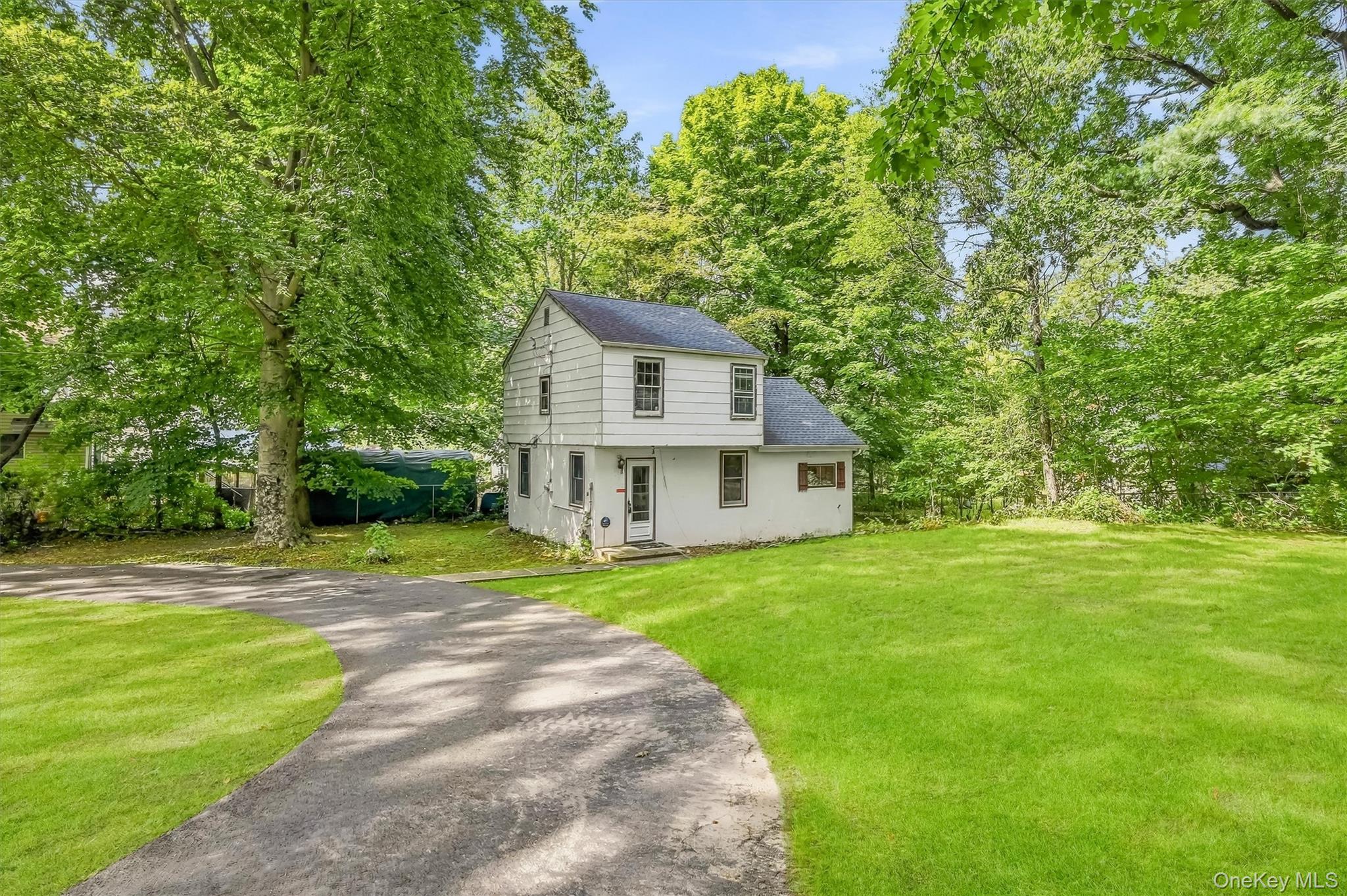 16 Cottage Avenue – For Sale