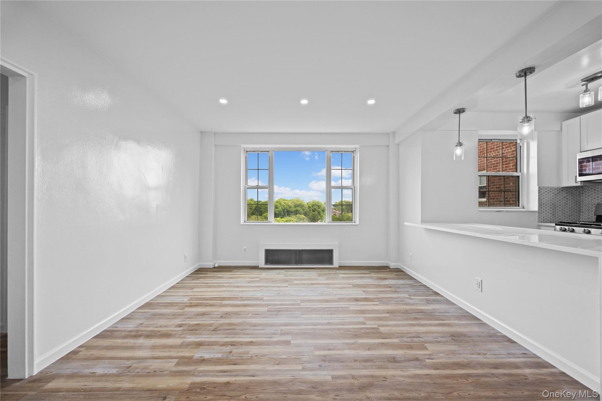 220 Pelham Road, Unit 6P photo 4