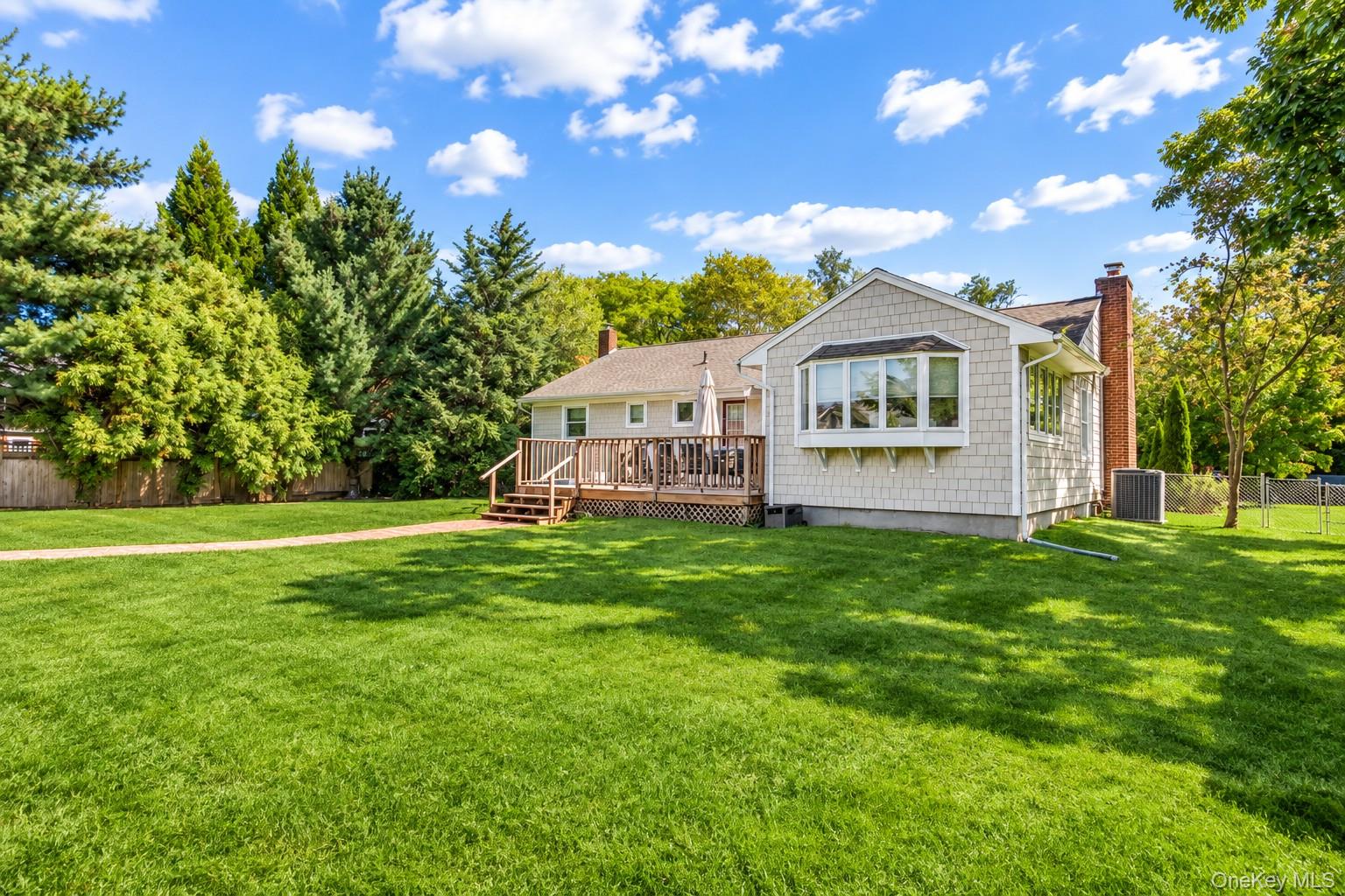 72 S Penataquit Avenue – For Sale photo 29